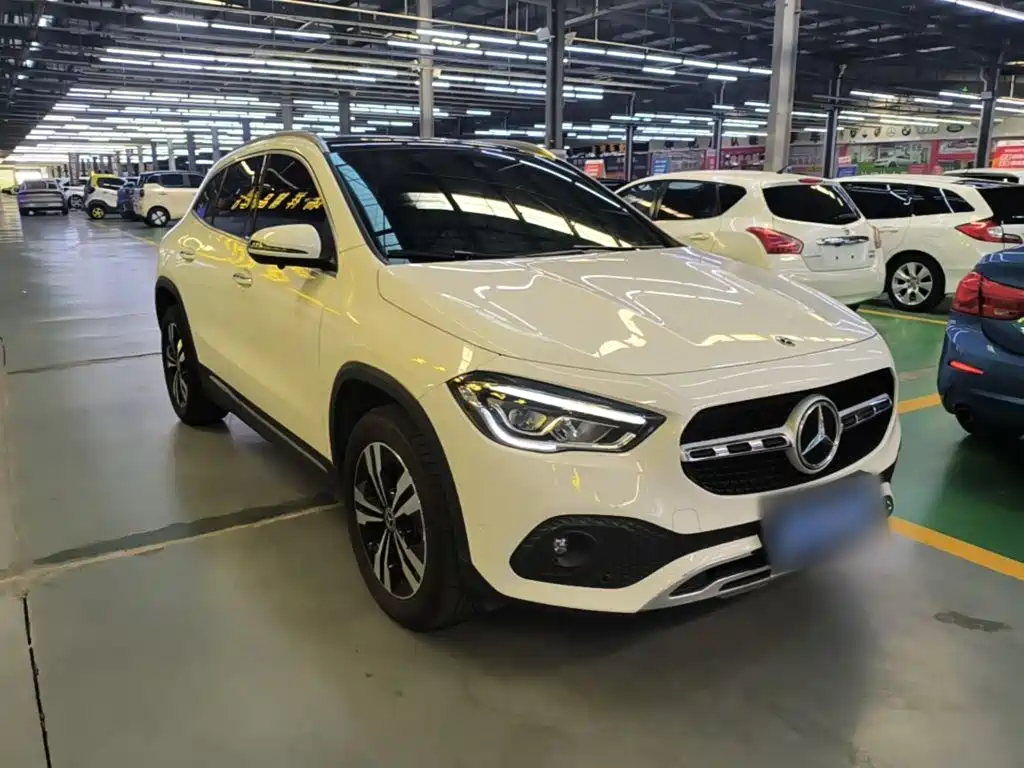 Mercedes-Benz GLA 2023 2023 GLA 220