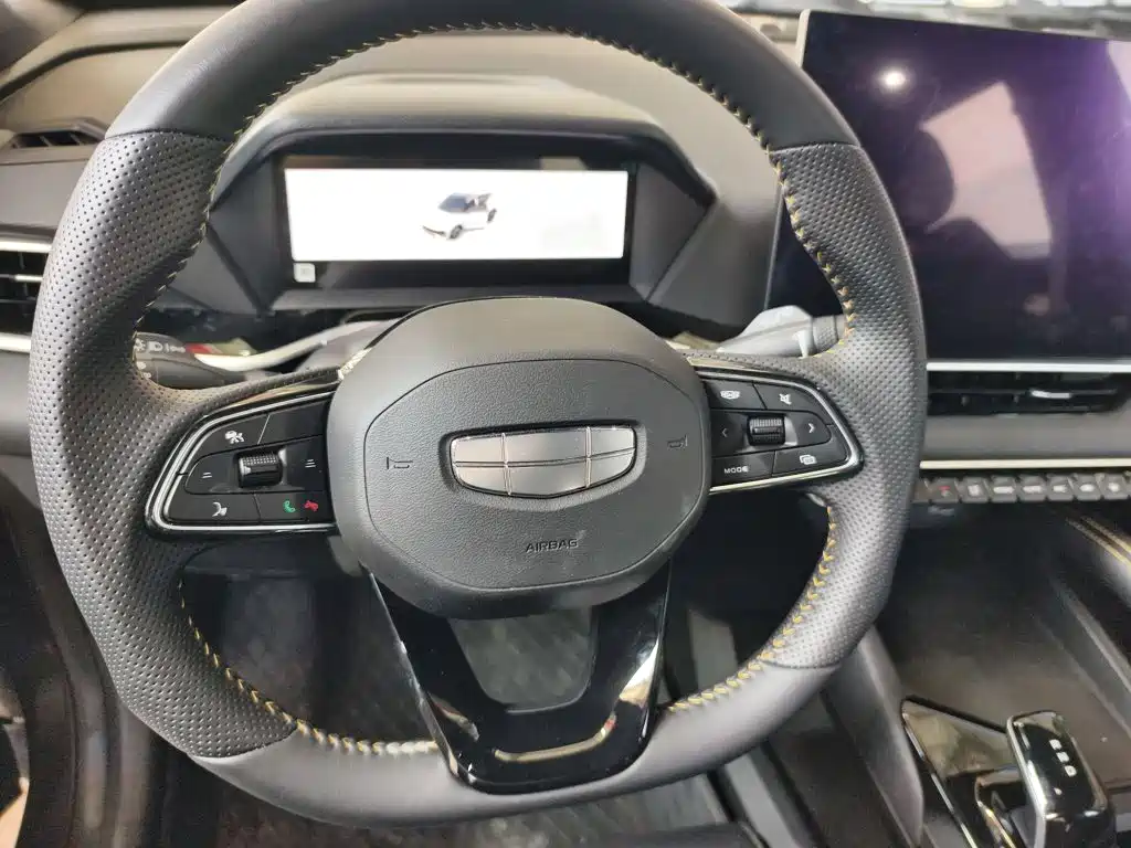 Geely Coolray 2025 2025 Bin Yue L 1.5TD DCT Starlight