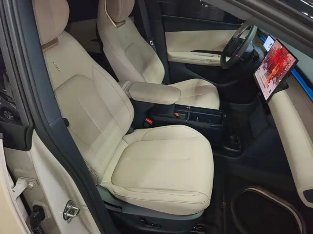 Lynk & Co Z20 2026 2025 530km RWD Pro