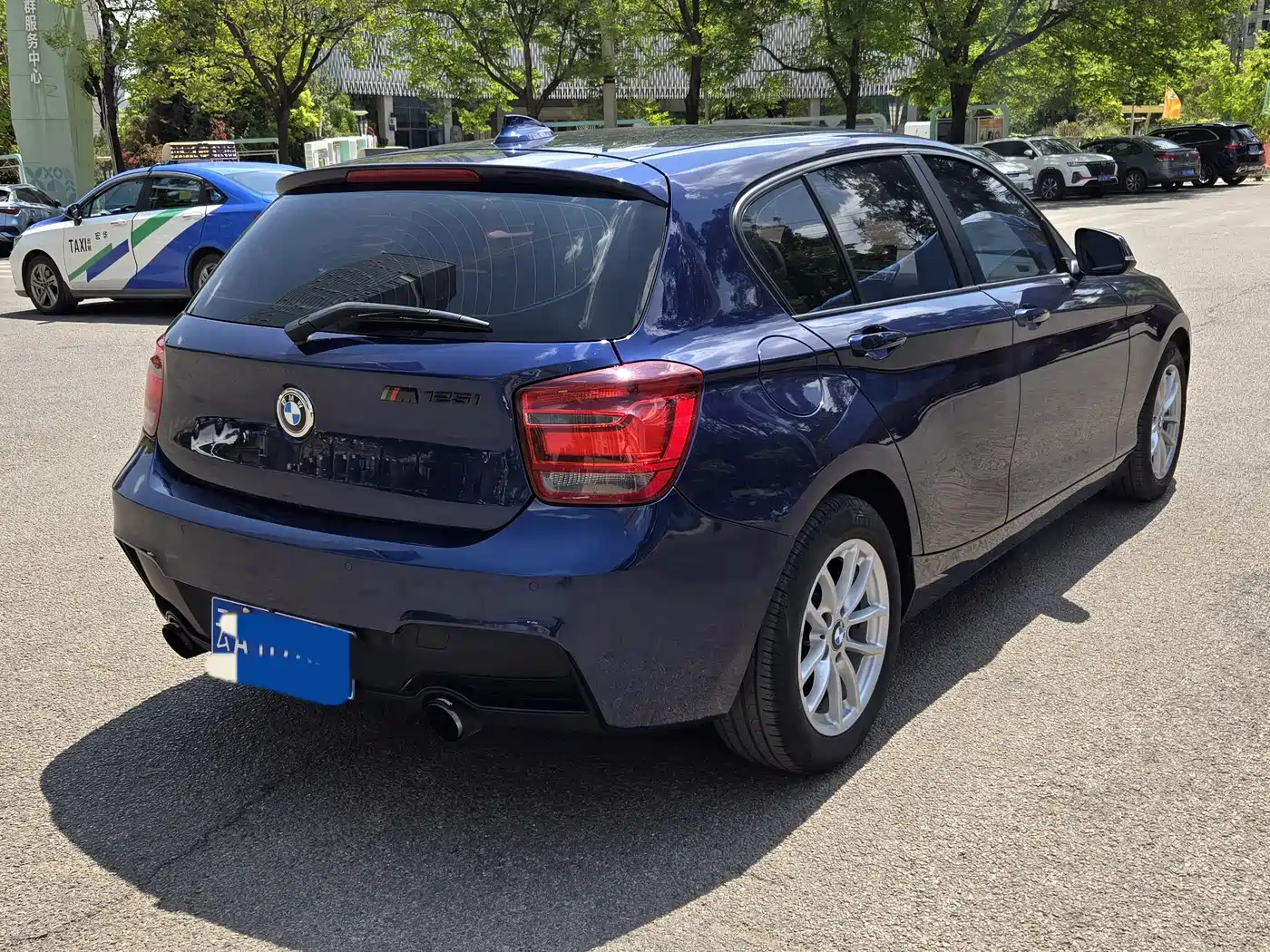 BMW 1 Series (Import) 2012 118i Leading фото 16