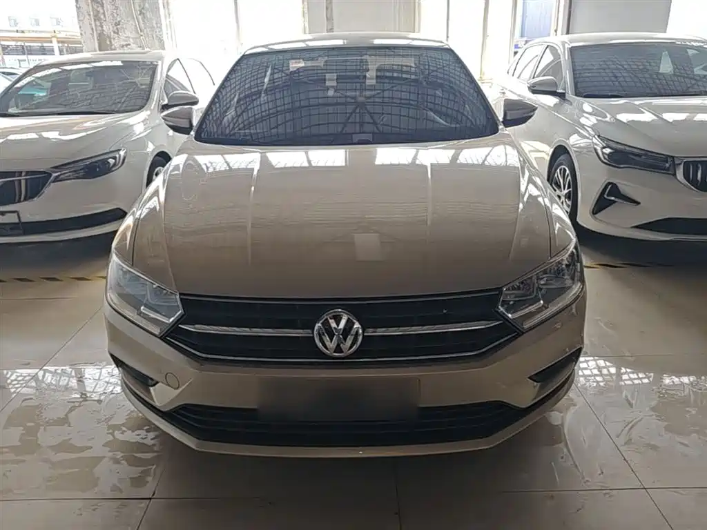 Volkswagen Bora 2018 1.5L Automatic Fashion фото 3