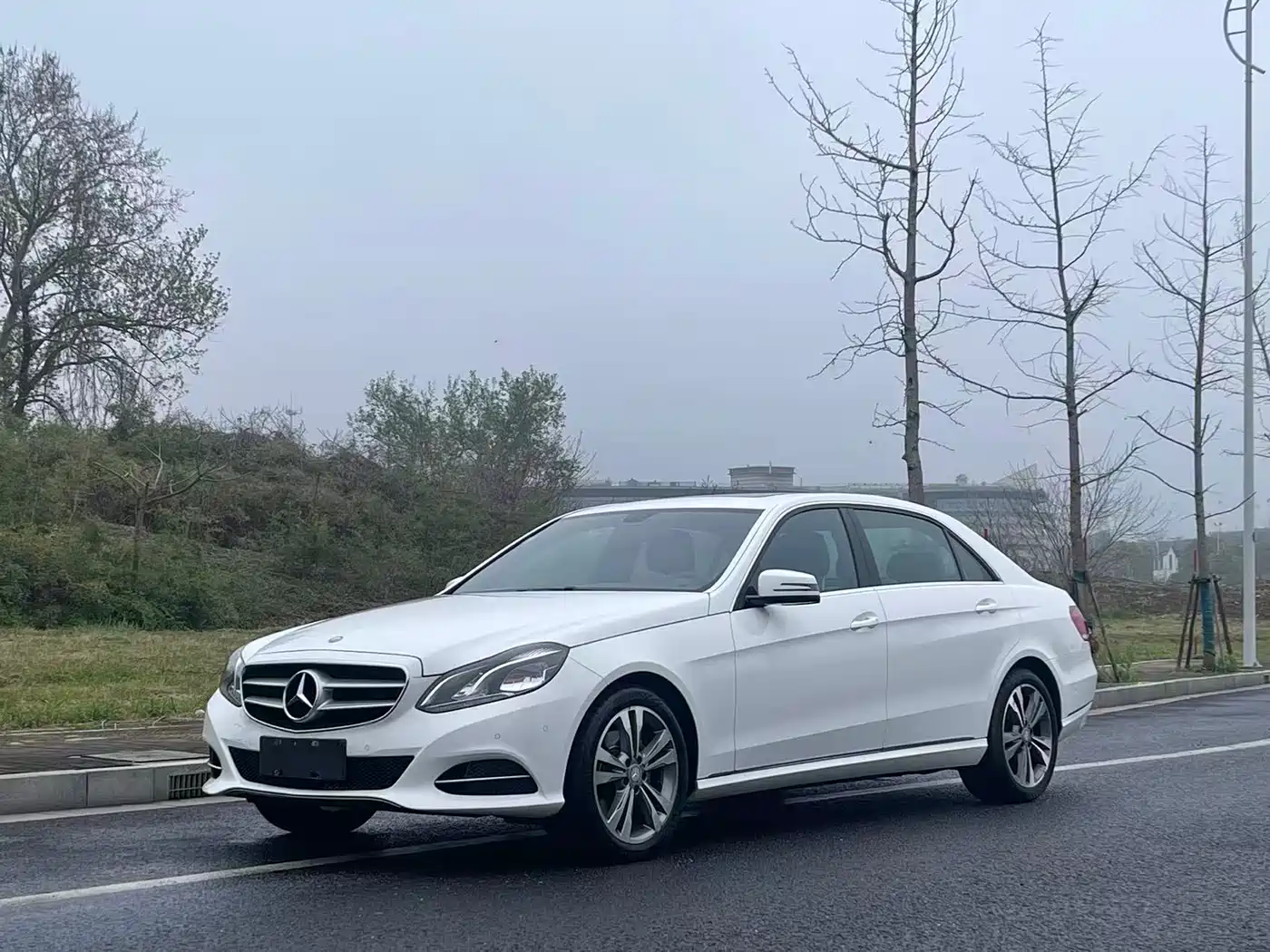 Mercedes-Benz E-Class 2015 E 180 L