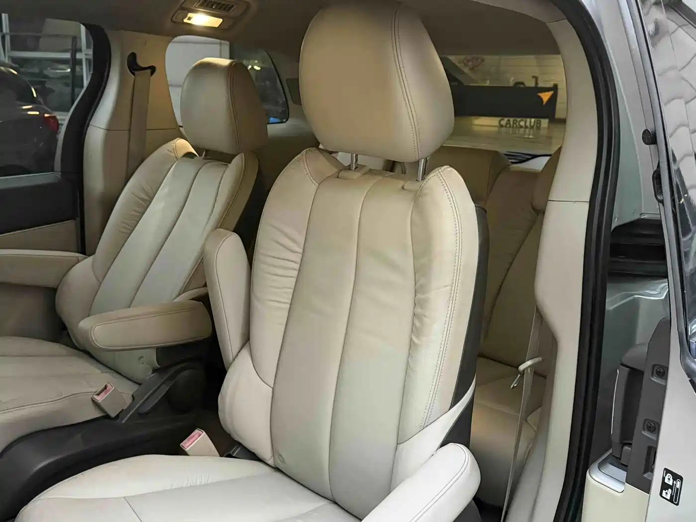 Фото 9 - Buick GL8