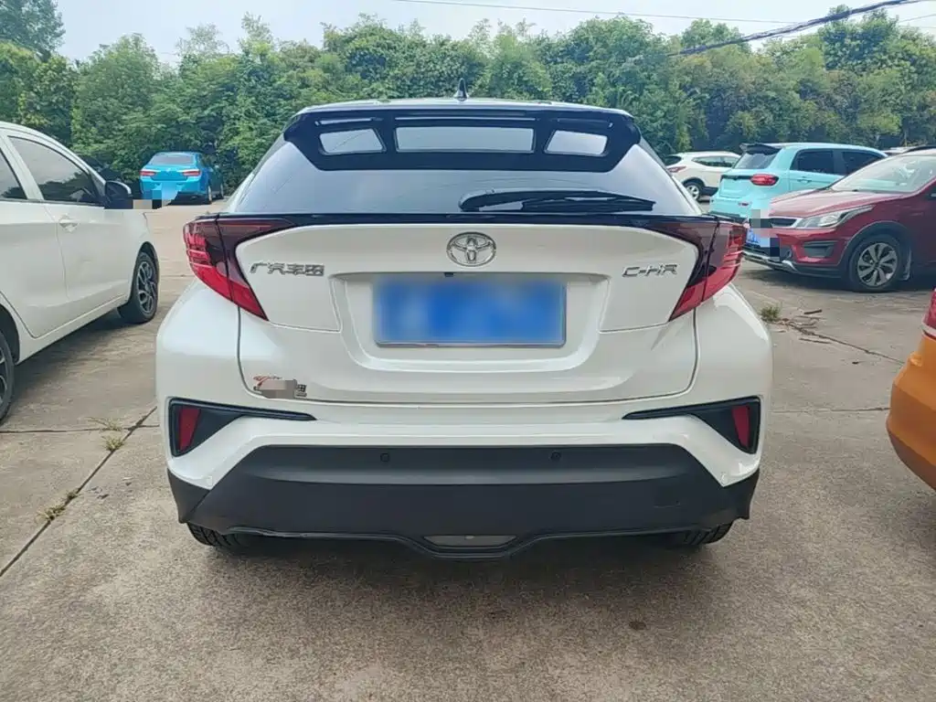 Toyota C-HR 2024 2023 Model 2.0L Luxury Edition