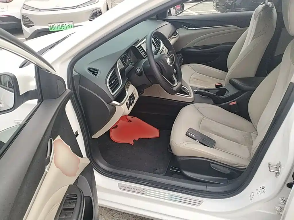 Фото 16 - Buick Excelle
