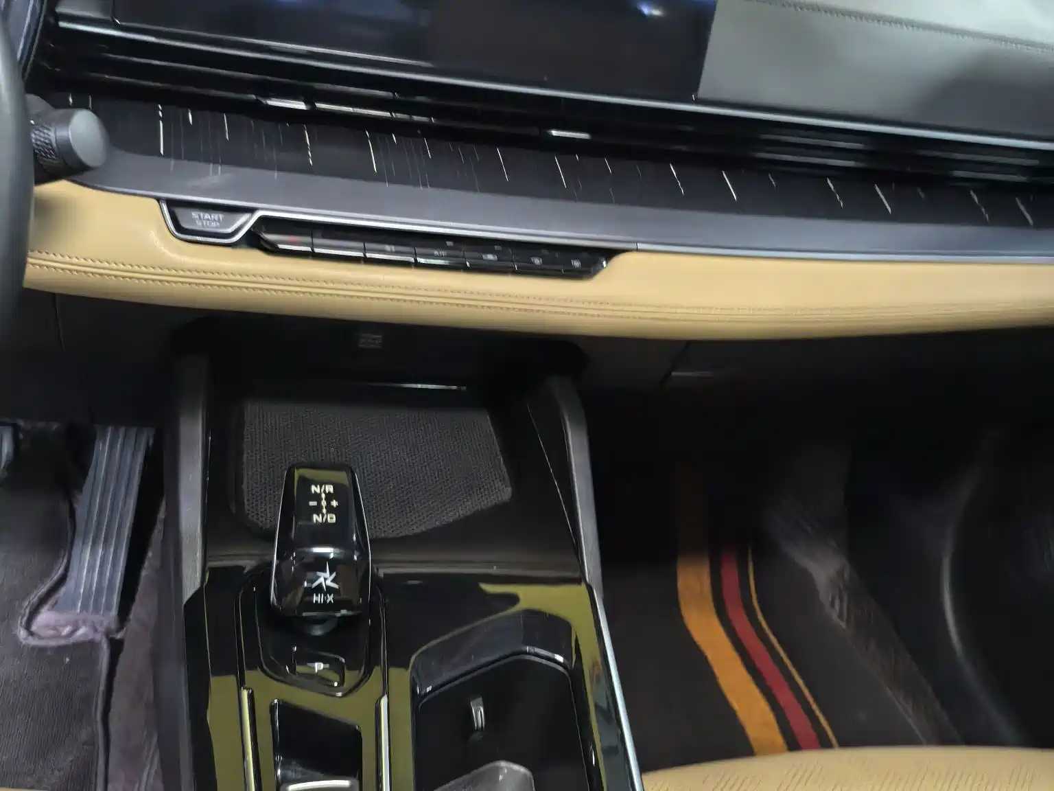صورة 10 - Geely Emgrand L HiP