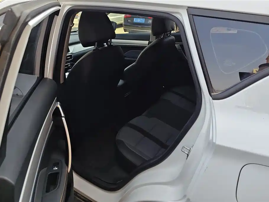 GEELY AUTOMOBILE BINYUE