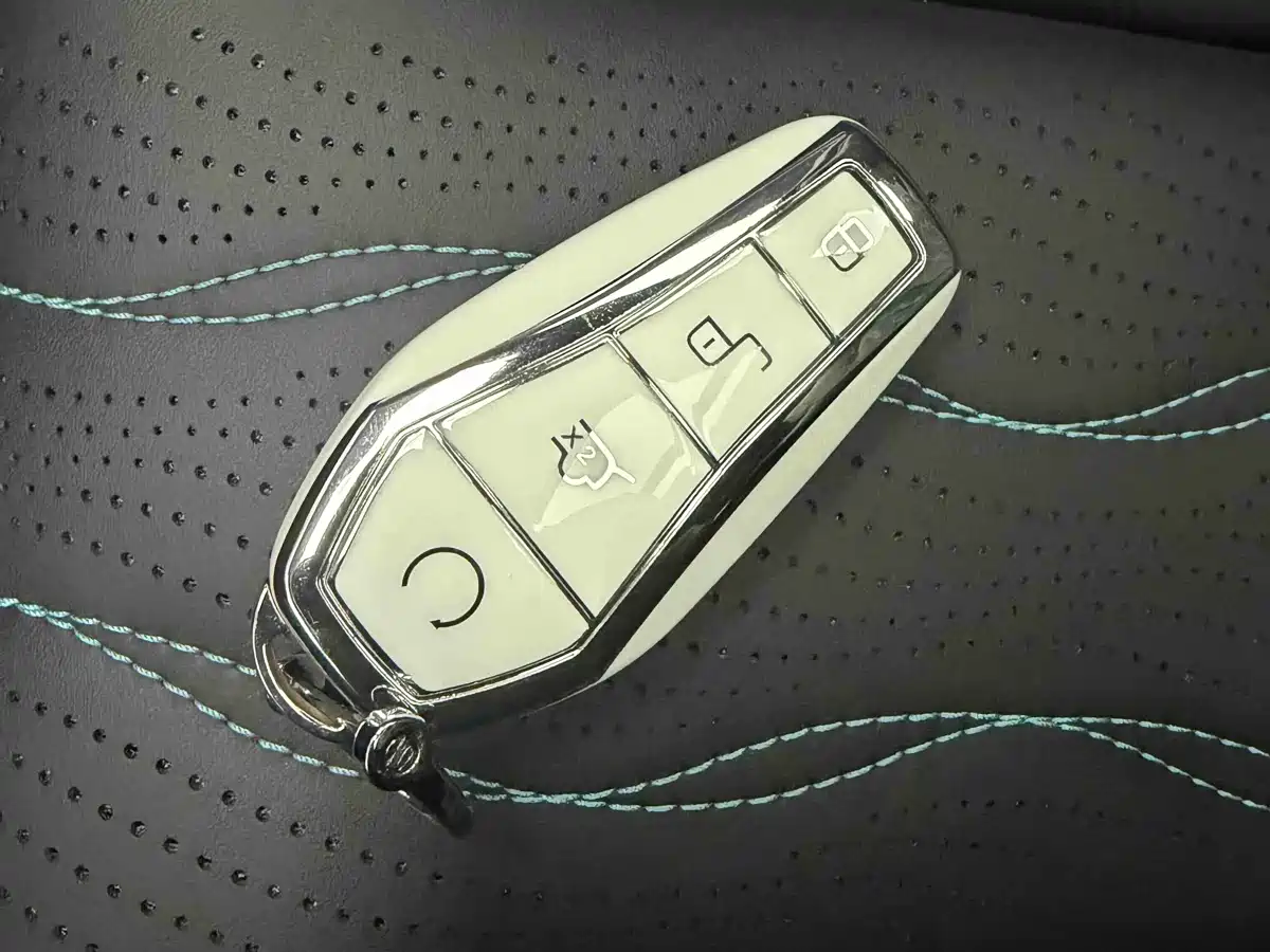 BYD Seal 06 New Energy 2024 DM-i 120KM Flagship фото 11