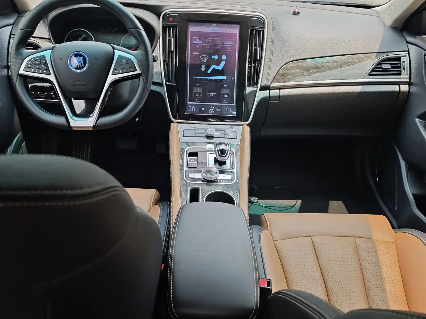 BYD Qin New Energy 2017 1.5T Premium Model фото 8
