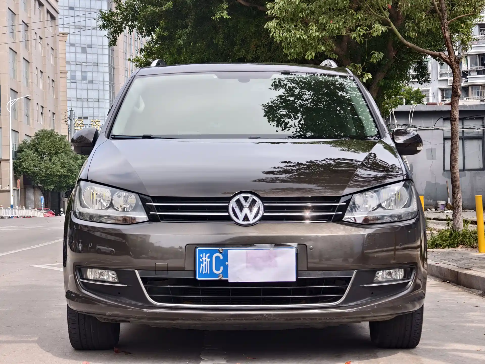 Фото 2 - Volkswagen Sharan