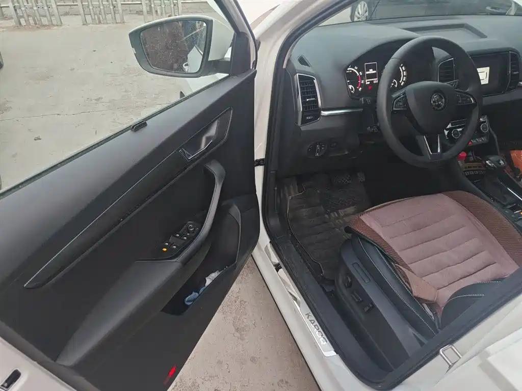 Škoda Karoq 2021 TSI280 Luxury Edition фото 13