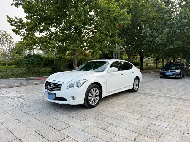  Infiniti Infiniti Q70 2013 Q70L 2.5L Luxury