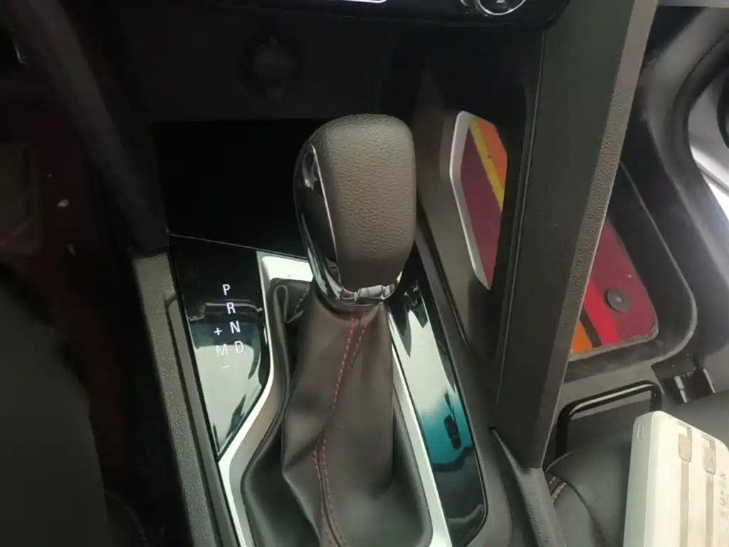 Chevrolet Volando 2018 Redline 530T Auto Premium Edition (5+2 seater) China V фото 14
