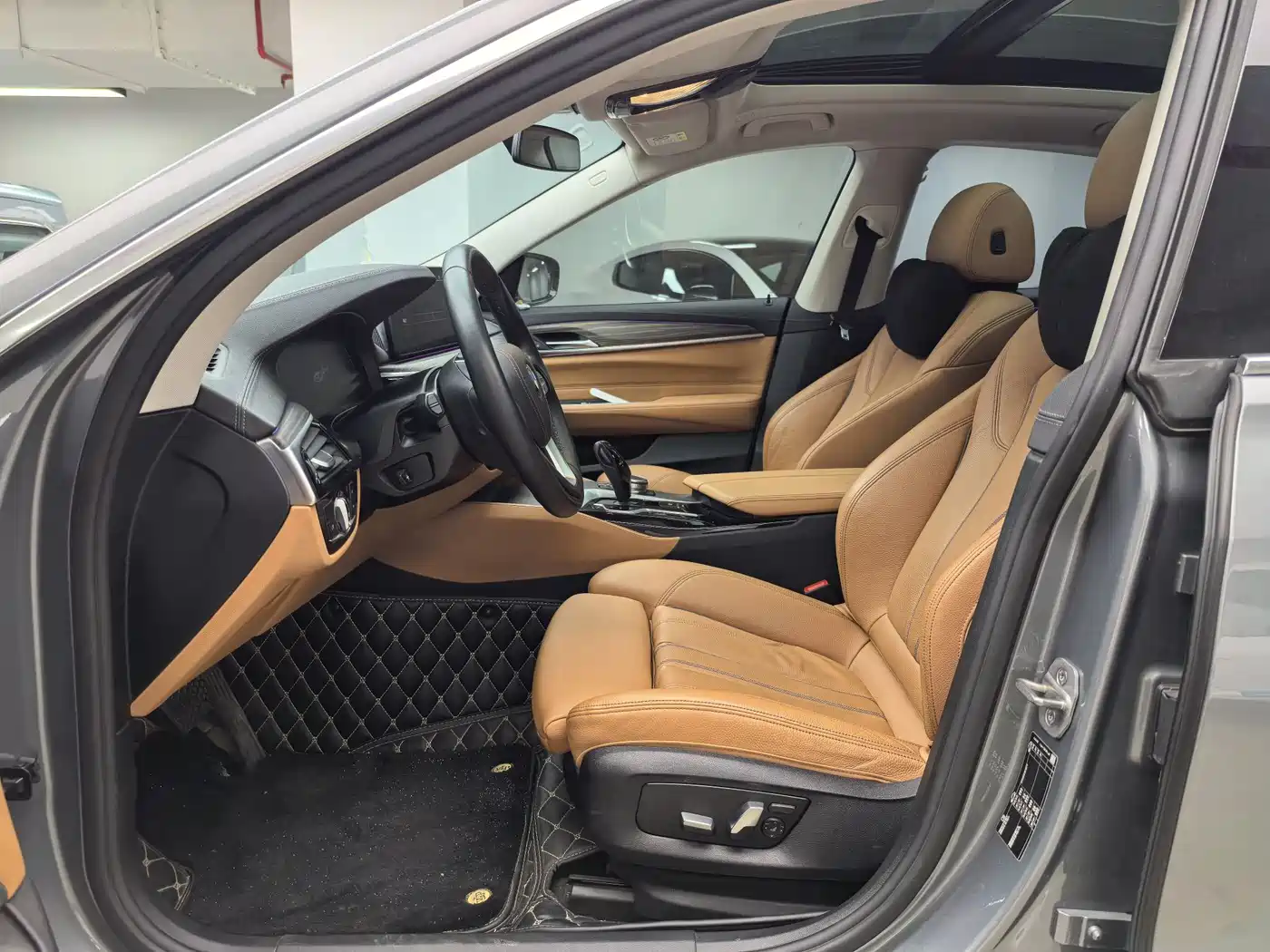 BMW 6 Series GT 2022 Model 630i Luxury Design Package фото 5