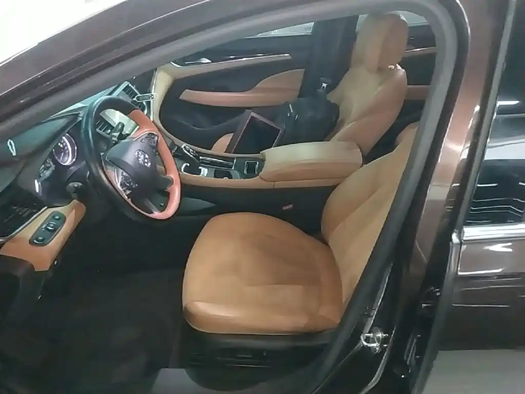 Buick LaCrosse 2018 Model 28T Elite Edition фото 15