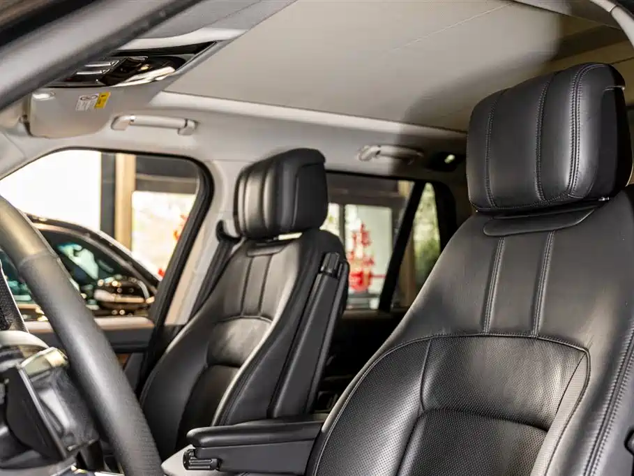Land Rover Range Rover 2019 3.0 SCV6 Heritage Edition фото 7