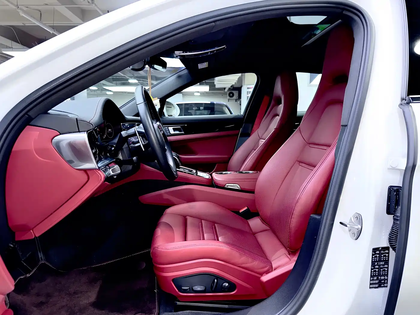 Porsche Panamera 2021 Model Panamera 2.9T фото 10