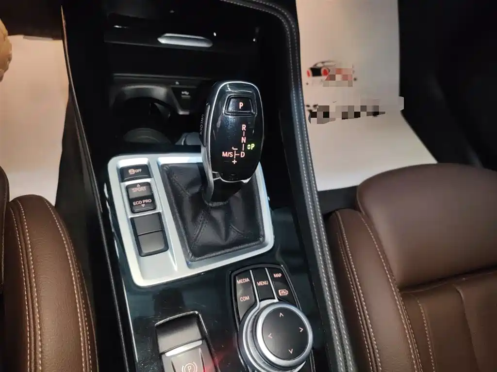 BMW 1 Series 2022 125i M Sport Shadow Edition фото 11
