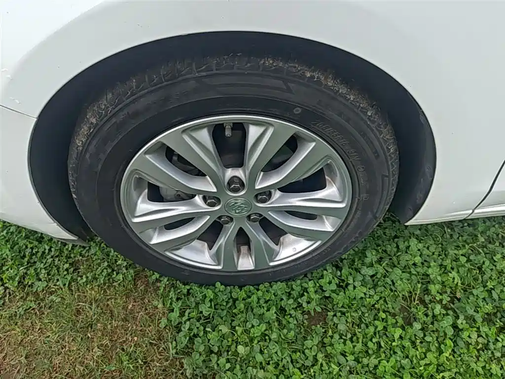 Buick Excelle 2021 Exemplar 1.5L Auto Elite фото 23