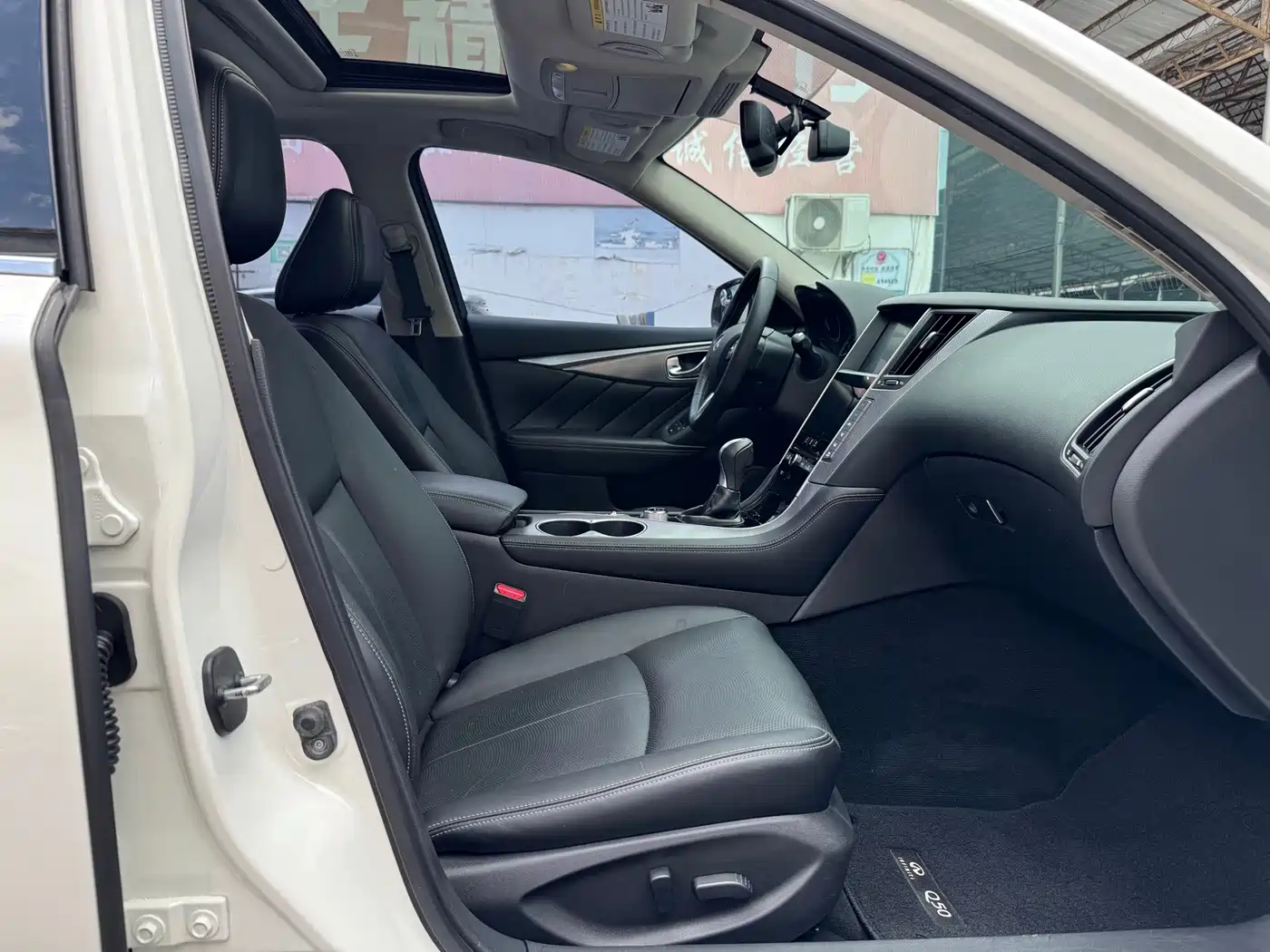 Infiniti Q50L 2017 2016 Model 2.0T Progressive Edition