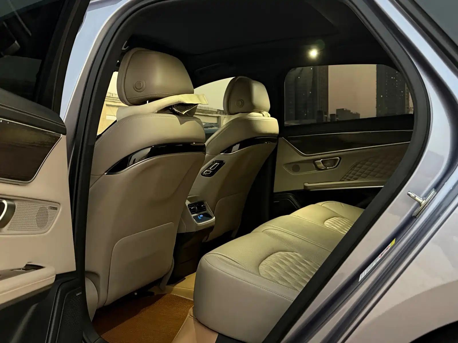 Фото 6 - BYD Han