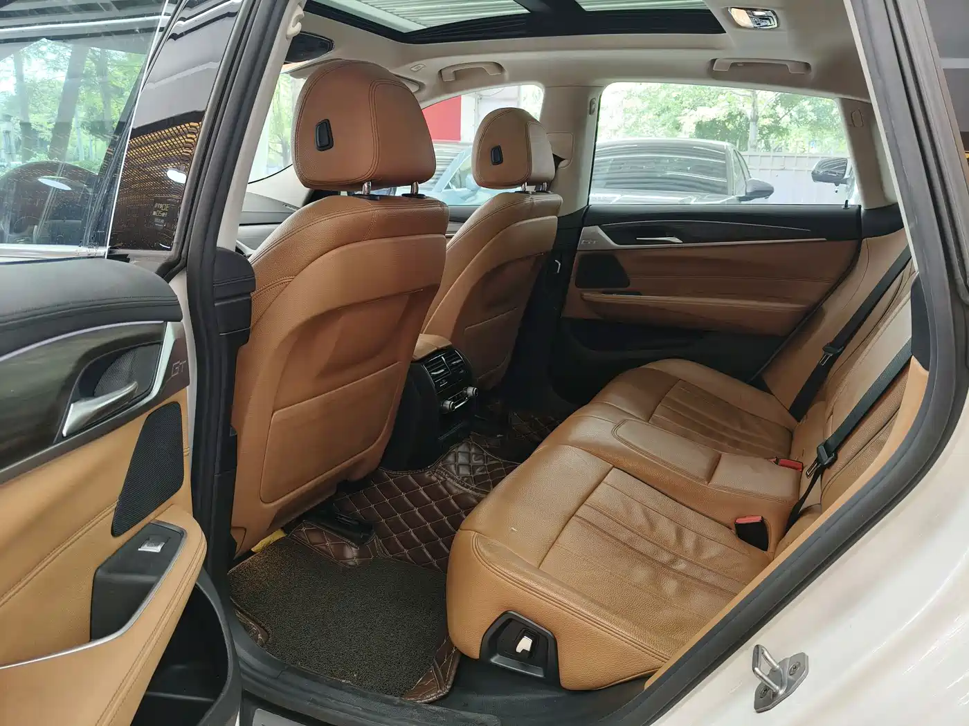 BMW 6 Series GT 2019 630i Luxury Design Package фото 14
