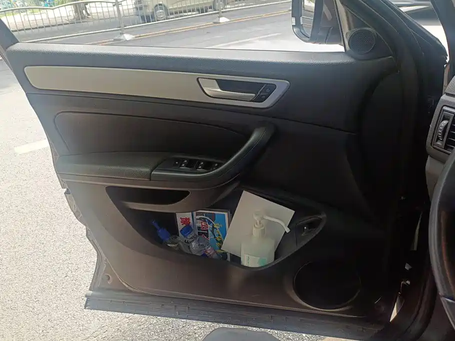 Qoros 5 2018 2018 1.6T Automatic Premium Type