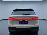 Photo 5 - Lincoln MKX