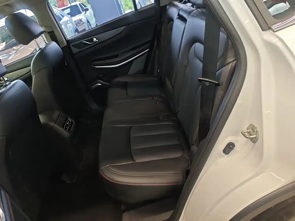 Changan CS75 2021 2021 Glory Million Edition 280T DCT Luxury