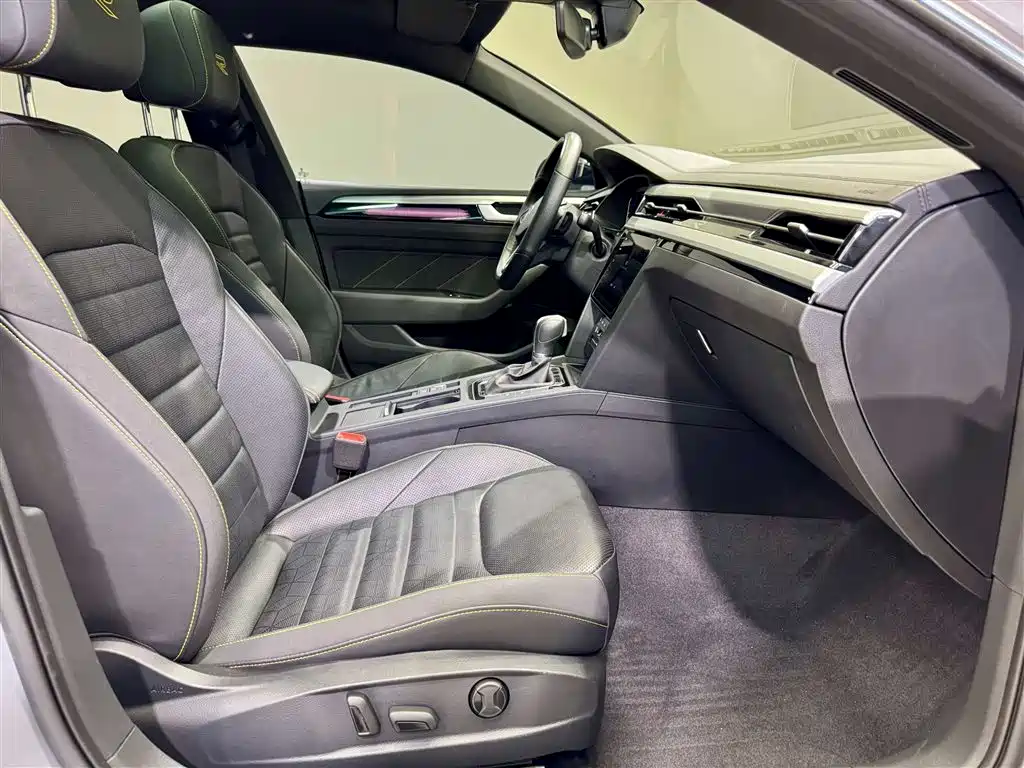 Volkswagen FAW-Volkswagen CC 2024 380TSI Eye-catching Edition фото 20