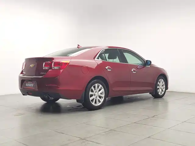 Chevrolet Malibu 2014 2.0L Automatic Luxury — фото 2