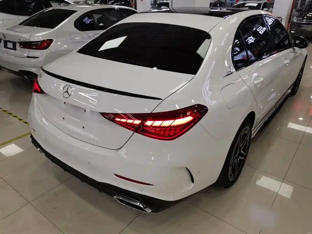 Mercedes-Benz C-Class 2023 Facelift II C 260 L Night Edition фото 5