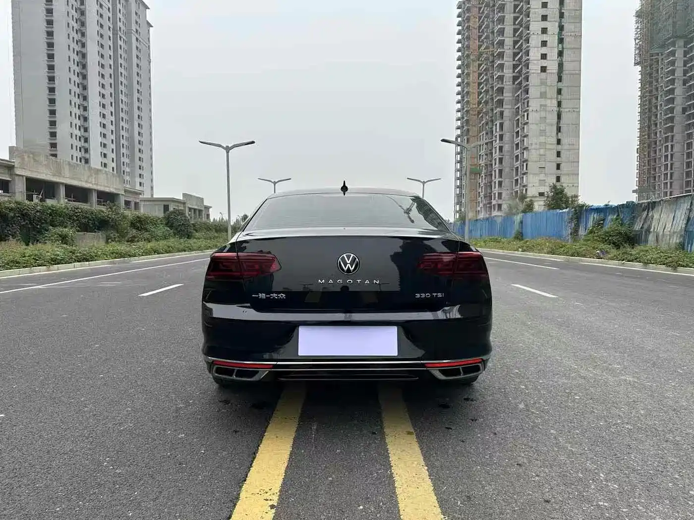 Volkswagen Magotan 2023 Model 2 Million Commemorative Edition 330TSI DSG Luxury фото 9