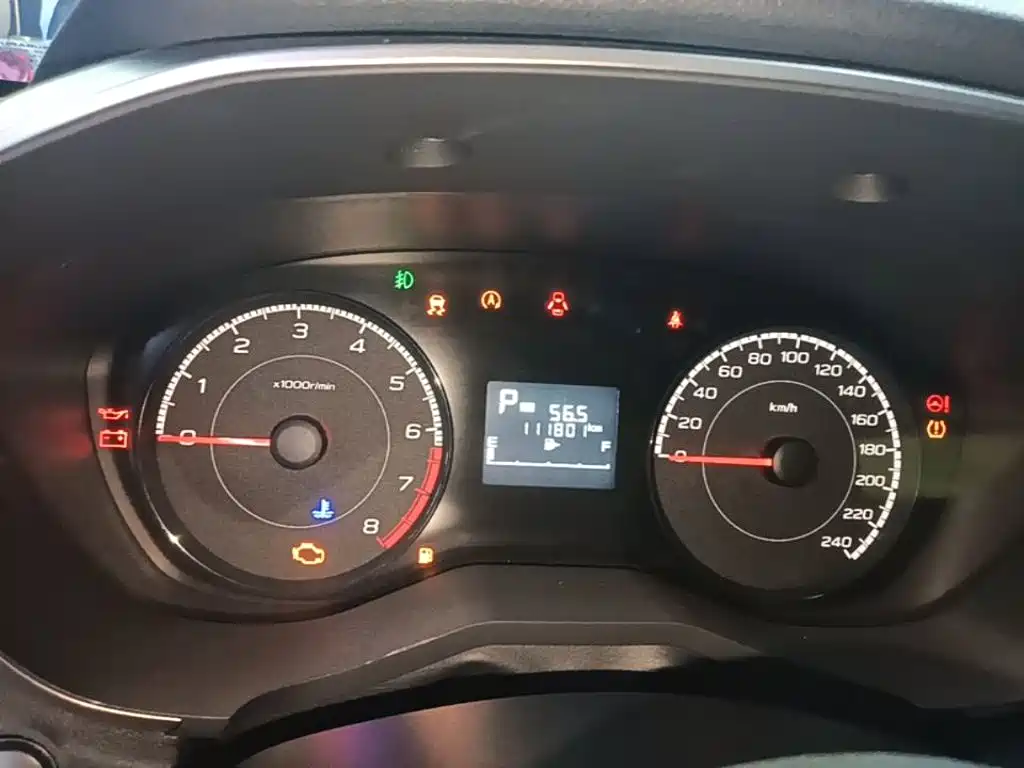 Photo 12 - Subaru XV