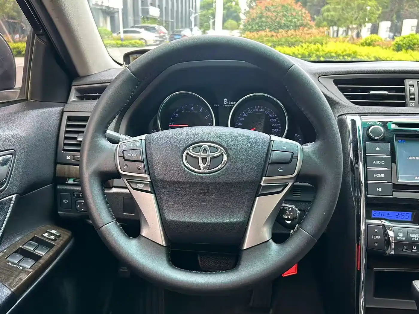 Toyota Reiz 2017 2013 2.5V Premium Edition