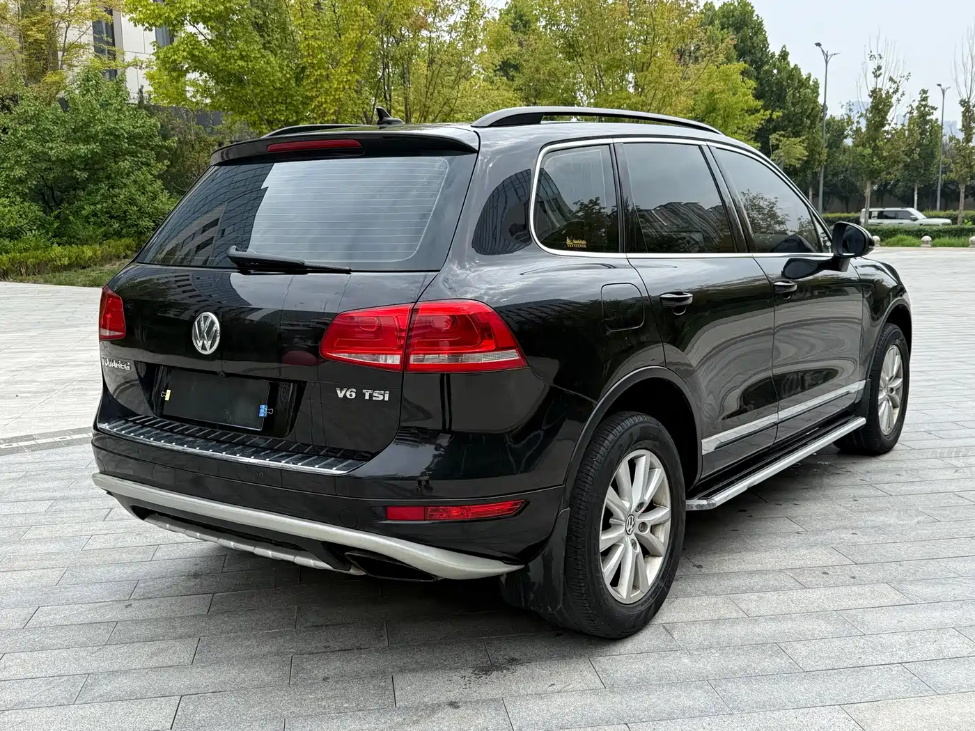 Фото 4 - Volkswagen Touareg