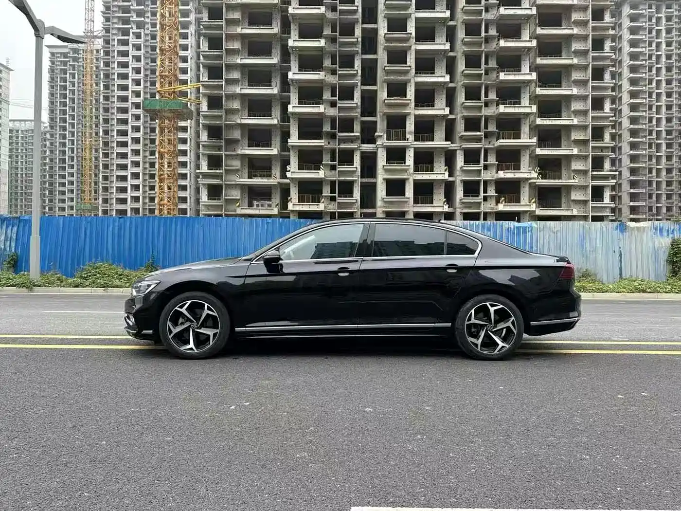Volkswagen Magotan 2023 Model 2 Million Commemorative Edition 330TSI DSG Luxury фото 8