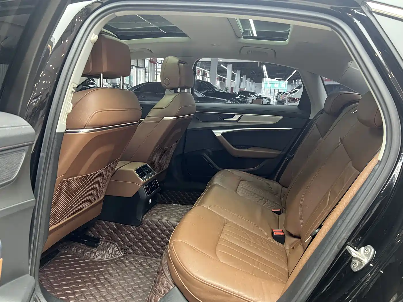 Audi A6L 2020 45 TFSI Premium Elegance фото 16