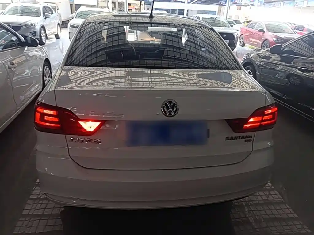 Volkswagen Santana 2016 1.6L Automatic Trend Edition фото 6