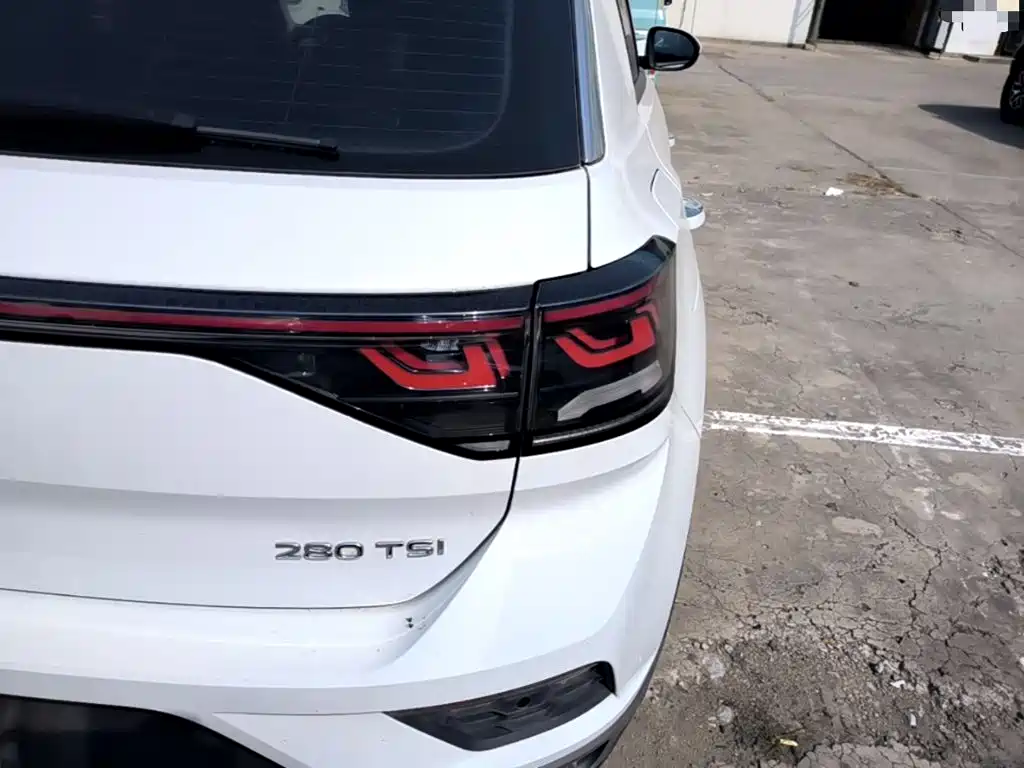 Volkswagen T-Roc, миниатюра 8