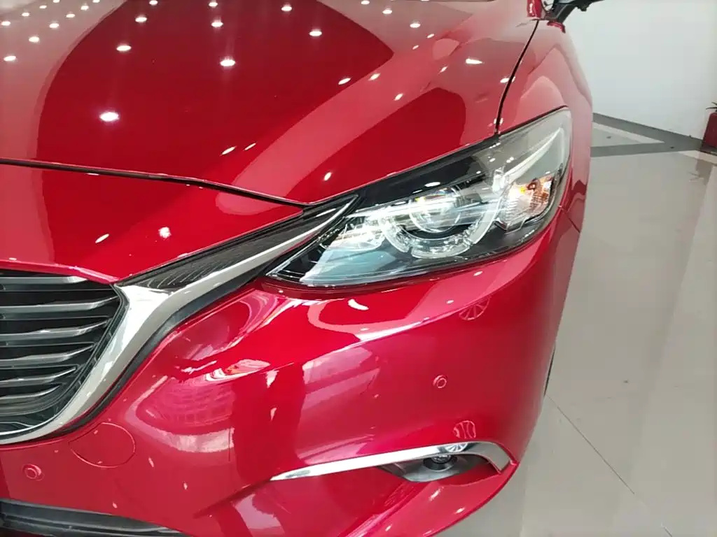 Фото 24 - Mazda Atenza