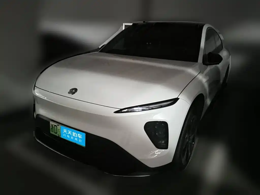 Nio EC7