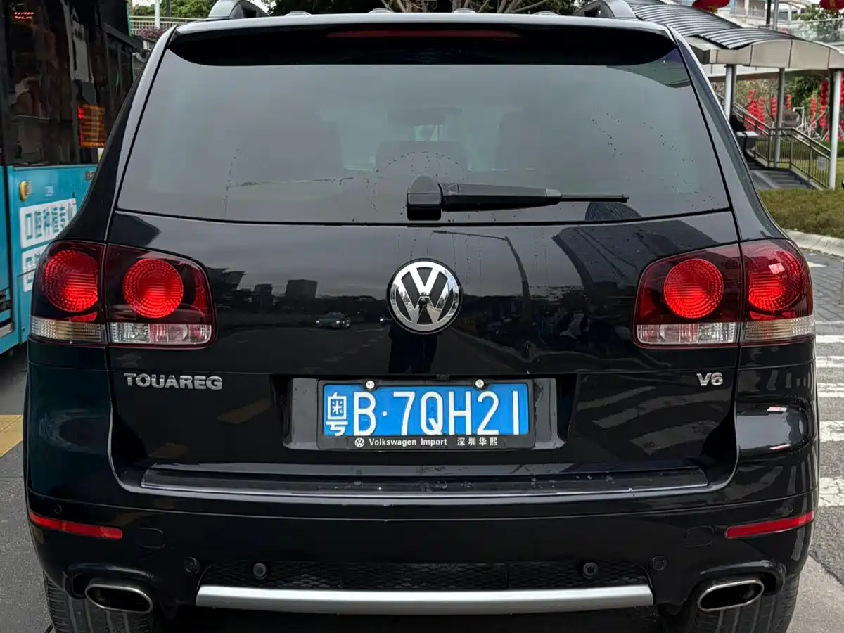Volkswagen Touareg 2010 3.6 Limited Luxury Edition фото 5