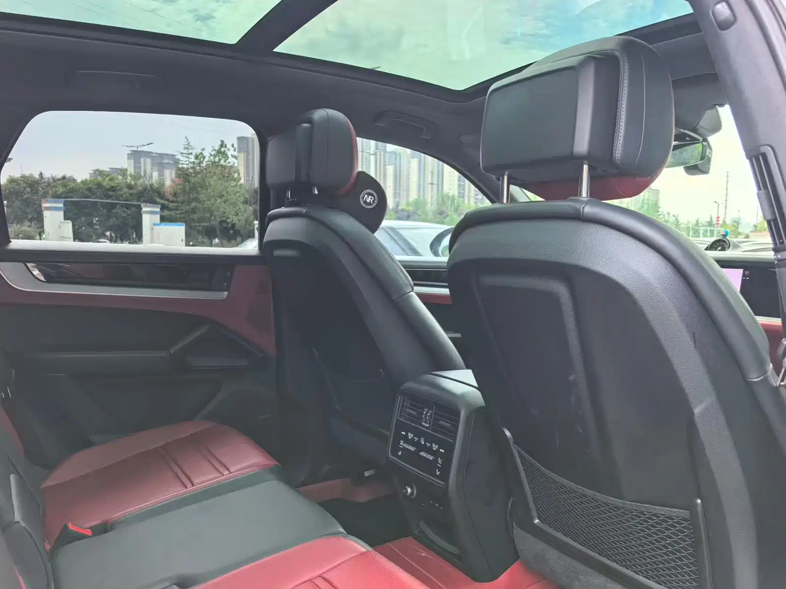 صورة 6 - Porsche Cayenne