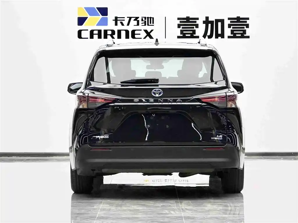 Toyota Sienna 2021 2.5L Hybrid Comfort Edition фото 15