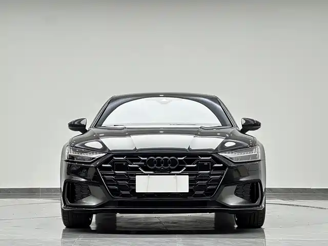 Audi A7L 2024 45 TFSI quattro Black Warrior Edition — фото 3