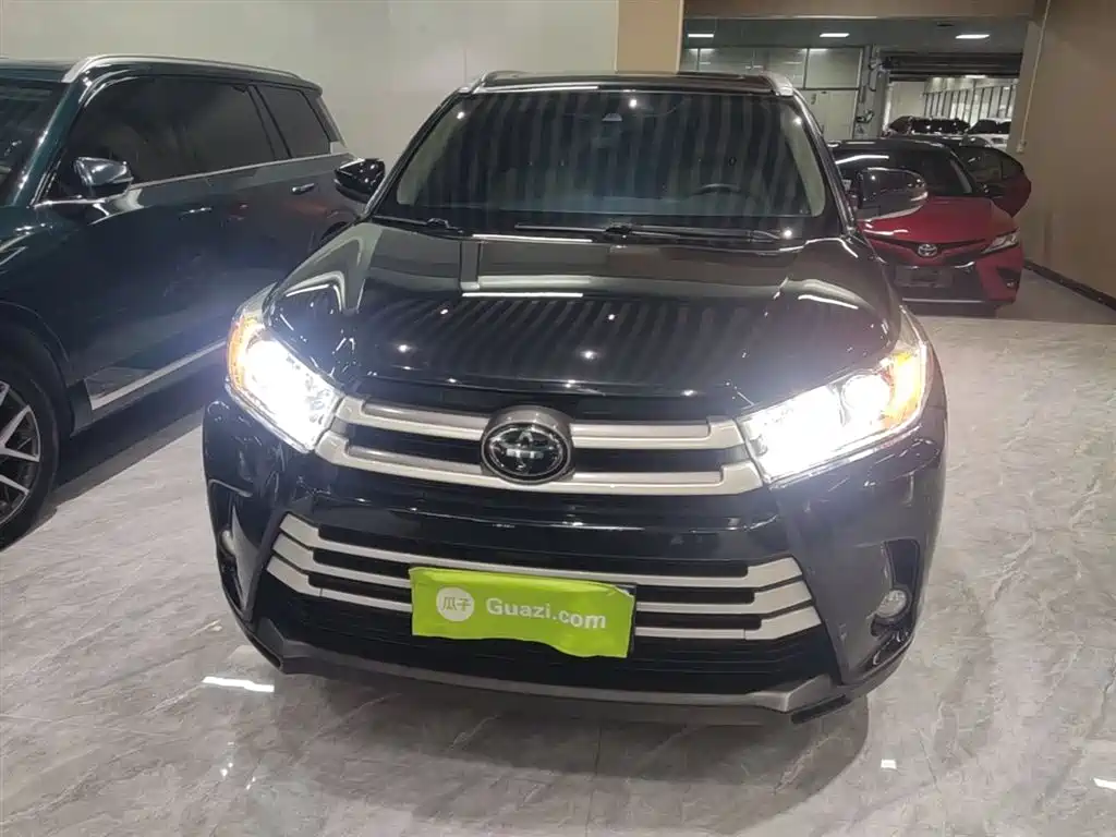 Toyota Highlander 2018 2.0T 4WD Luxury 7-seater (China V) фото 3