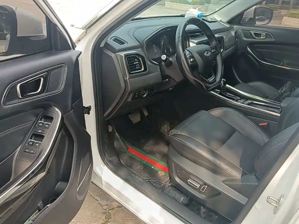 Фото 16 - Chery Tiggo 8