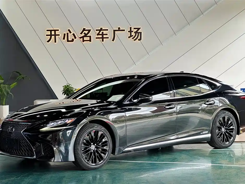 Lexus LS 2018 500h Executive Edition China V