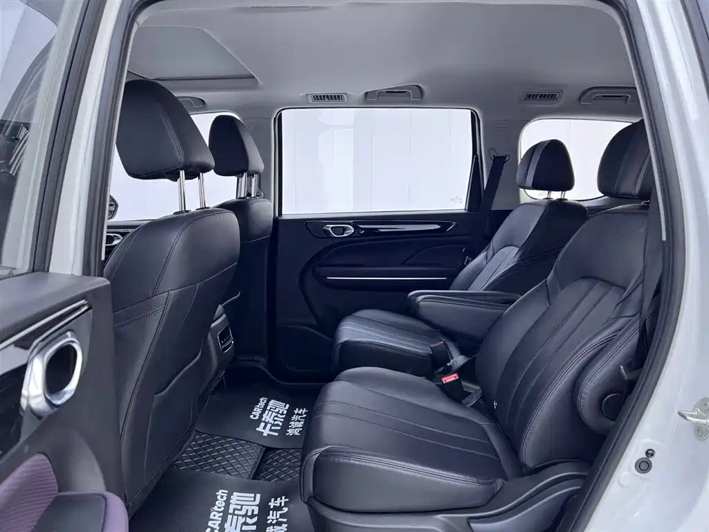 GAC Trumpchi Trumpchi M6 2025 Basic Model фото 18